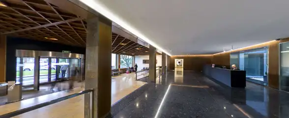 Entrada Pío XII Imagen de la entrada de Pío XII de la Clínica Universidad de Navarra