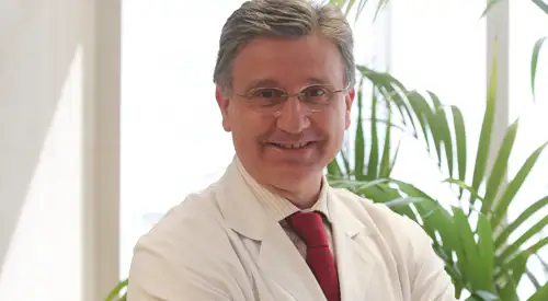 Dr. Fernando Sarráis Dr. Fernando Sarráis, psiquiatra de la Clínica Universidad de Navarra