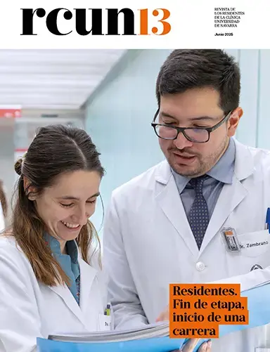 Imagen de la portada de la revista nº13 de nuestros residentes, conoce cómo es hacer la formación en la Clínica Universidad de Navarra.