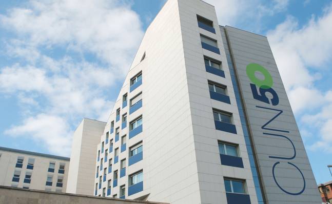 Fachada Clínica 50 Aniversario 