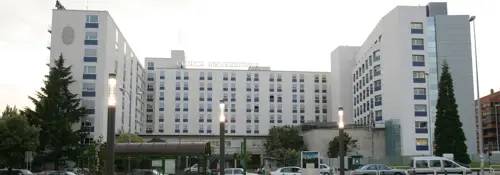 Edificio de la Clínica Imagen del edificio principal de la Clínica