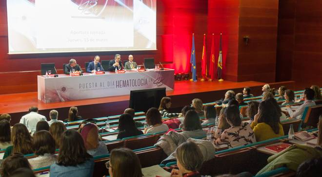 Curso actualización en Hematología. Clínica Universidad de Navarra Imagen de un momento de la apertura del curso de actualización en Hematología en la Clínica Universidad de Navarra.