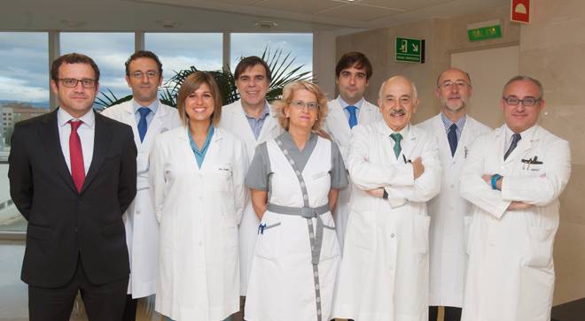 equipo-ortopedia-traumatologia-celulas-madre Imagen del equipo de Cirugía Ortopédica y Traumatología de la Clínica Universidad de Navarra participante en el estudio con células madre.