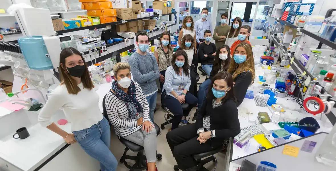 equipo-laboratorio-tumores-solidos-pediatricos Imagen del equipo de Laboratorio de Tumores Sólidos Pediátricos de la Clínica Universidad de Navarra.