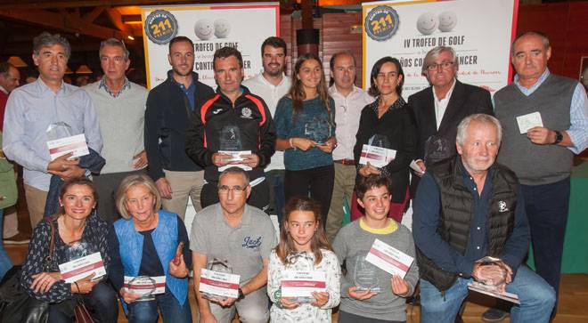ganadores-iv-torneo-golf-niños-contra-cancer Imagen de los ganadores del IV Torneo de Golf 'Niños contra el Cáncer' promovido por la Clínica Universidad de Navarra.