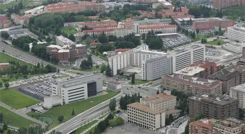 Vista aérea de las instituciones integrantes del IDISNA Vista aérea de la Clínica Universidad de Navarra, CIMA, Facultal de Ciencias de la Universidad de Navarra y Complejo Hospitalario de Navarra, instituciones integrantes del IDISNA