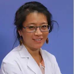 Shan Shan Quiu Shan Shan Quiu, residente del Departamento de Cirugía Plástica, Estética y Reparadora