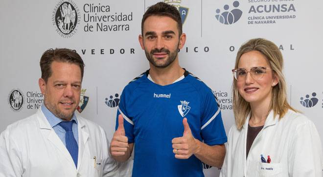 Reconocimiento médico jugador de Osasuna Adrián López Vídeo del reconocimiento médico de Adrian López, fichaje del C.A. Osasuna, en la Clínica Universidad de Navarra.