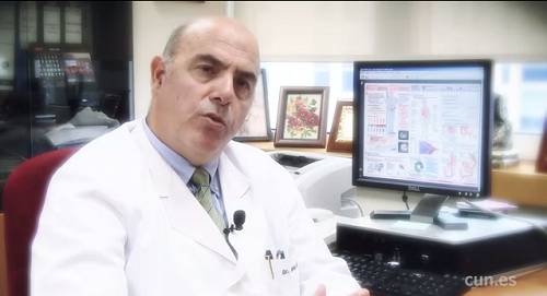 Programa 4 del Área de Obesidad Paciente obeso complejo con indicación de cirugía bariátrica. Este protocolo es aplicado en los casos en los que pacientes padecen grado de obesidad superior a 2, con complicaciones asociadas, o a 3 índice de masa corporal superior a 40. En estos casos, el paciente puede ser incluído en un programa de cirugía bariátrica.