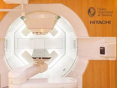 protonterapia-hitachi