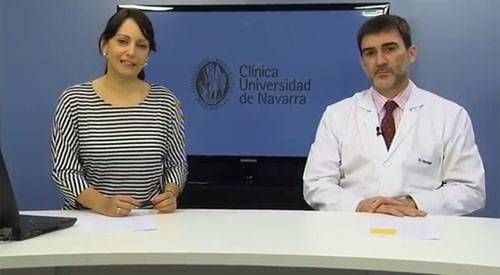 Dr. España y presentadora videochat. CUN
