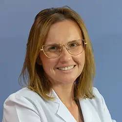 Imagen de la Dra. Esperanza Rodríguez Ruiz, especialista en oncología radioterápica de la Clínica Universidad de Navarra