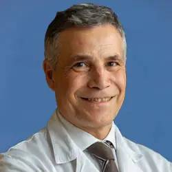 Imagen Dr. Álvaro González Hernández, Departamento de Bioquímica 