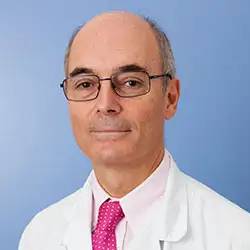 Imagen Dr. Carlos Cabanyes Truffino, departamento de Medicina Interna 