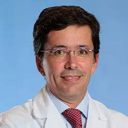  Imagen del Dr. José Manuel Álvarez Ávello.Departamento de Anestesiología Clínica Universidad de Navarra en Madrid;