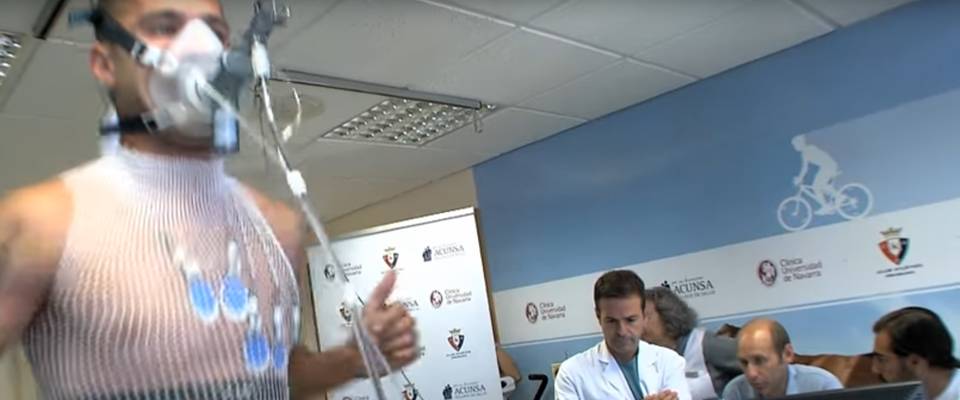 Revisión médica a los jugadores de Osasuna La Clínica Universidad de Navarra, Proveedor Médico Oficial de Osasuna