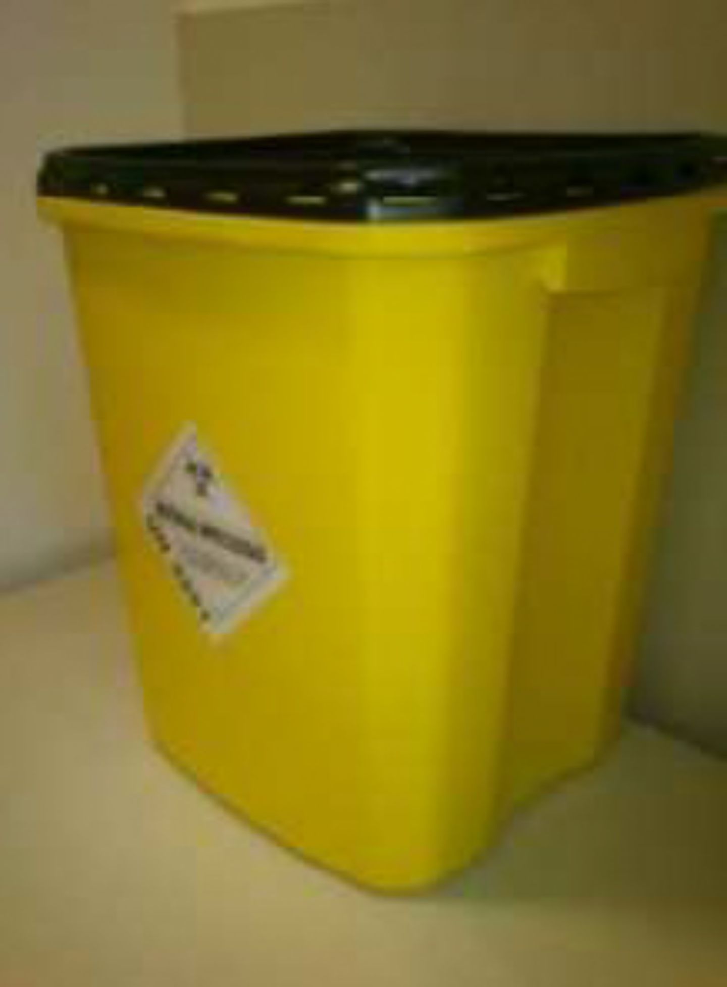 Contenedor residuos 60 litros