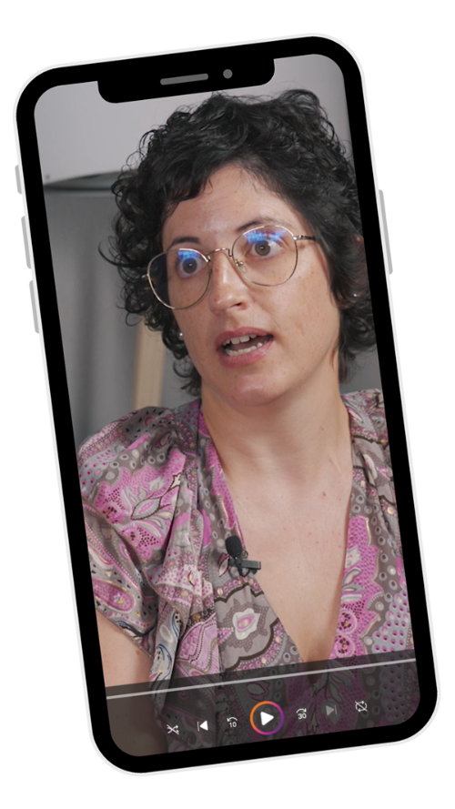 Deborah móvil. Paciente con cáncer de mama en su embarazo. Clínica Universidad de Navarra