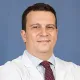 Imagen del Dr. Fernando Ramón de Fata, especialista en Urología de la Clínica Universidad de Navarra en Madrid. Dedicación preferencial a la endourología y litiasis urinaria. Cirugía reconstructiva. Urología funcional e incontinencia de orina. Laparoscopia, cirugía robótica y mínimamente invasiva.