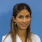 Imagen de la Dra. Estefanía Chumbiauca, especialista en Endocrinología y Nutrición de la Clínica Universidad de Navarra.