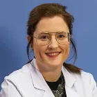 Dra. Ana Alfonso Piérola. Hematóloga. Clínica Universidad de Navarra Imagen de la Dra. Ana Alfonso Piérola, especialista en Hematología de la Clínica Universidad de Navarra. La Dra. Alfonso se dedica al estudio y tratamiento de los síndromes mielodisplásicos y las leucemias mieloblásticas agudas.