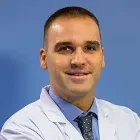 Dr. Lain Hermes González. Neurocirujano. Clínica Universidad de Navarra Imagen del Dr. Lain Hermes González. Neurocirujano. Clínica Universidad de Navarra