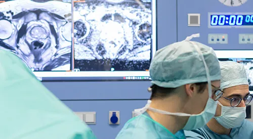 Biopsia por fusión. Centro de próstata. CUN Imagen especialistas realizando biopsia por fusión. Centro de Próstata de la Clínica Universidad de Navarra