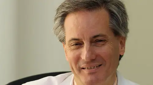 2012_09_08_foto_ndp_dr_cabanyes_libro