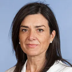 Dra. Teresa Toscano La imagen muestra a la Dra. Teresa Toscano, una especialista en Alergología altamente capacitada en la Clínica Universidad de Navarra. La Dra. Toscano cuenta con una amplia experiencia en el diagnóstico y tratamiento de alergias e intolerancias, ofreciendo soluciones personalizadas y efectivas a sus pacientes.En la Clínica Universidad de Navarra, nos esforzamos por brindar el más alto nivel de atención médica, con un enfoque en la excelencia y la personalización del servicio. Contamos con un equipo de especialistas de renombre mundial y tecnología avanzada para garantizar la mejor calidad de atención a nuestros pacientes.Si necesita más información sobre nuestros servicios de Alergología, no dude en contactarnos.