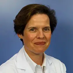Dra. Carmen Mugueta Uriaque La imagen muestra a la Dra. Carmen Mugueta Uriaque, especialista en Bioquímica Clínica de la Clínica Universidad de Navarra, con amplia experiencia en el campo. La Dra. Mugueta es una profesional altamente capacitada y experimentada en la interpretación y diagnóstico de pruebas bioquímicas, siendo un referente en el área de la medicina de laboratorio. Su trayectoria profesional ha sido reconocida a nivel nacional e internacional, y su trabajo se caracteriza por la precisión y calidad en el análisis de las muestras.En la Clínica Universidad de Navarra, contamos con un equipo de especialistas en Bioquímica Clínica y tecnología de última generación en el área de la medicina de laboratorio, para ofrecer atención médica excepcional a nuestros pacientes. Estamos comprometidos en proporcionar el más alto nivel de cuidado y servicio a aquellos que confían en nosotros para el manejo de su salud.Para obtener más información sobre nuestros servicios en Bioquímica Clínica, no dude en ponerse en contacto con nosotros.