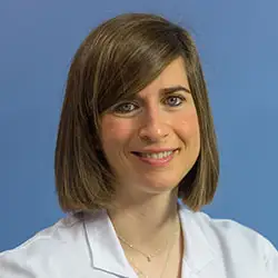 Dra. Marina Pascual La imagen muestra a la Dra. Marina Pascual Izco, especialista en Cardiología de la Clínica Universidad de Navarra, con amplia experiencia en el campo. La Dra. Pascual es una profesional altamente capacitada y experimentada en el diagnóstico y tratamiento de enfermedades cardiovasculares, siendo una referente en el área de la salud cardiovascular.Su enfoque en la atención personalizada y en la innovación en el manejo de las patologías cardíacas la hacen destacar en el campo de la Cardiología.En la Clínica Universidad de Navarra, contamos con un equipo de especialistas en Cardiología y tecnología de última generación en el área de la salud cardiovascular, para ofrecer atención médica excepcional a nuestros pacientes. Estamos comprometidos en proporcionar el más alto nivel de cuidado y servicio a aquellos que confían en nosotros para el manejo de su salud.Para obtener más información sobre nuestros servicios en Cardiología, no dude en ponerse en contacto con nosotros.