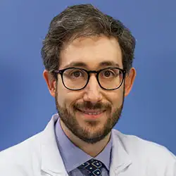 Dr. Rafael Llombart Blanco Imagen del Dr. Rafael Llombart Blanco, especialista en Cirugía Ortopédica y Traumatología de la Clínica Universidad de Navarra