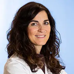 Dra. Andrea Manubens Guarch. Hematóloga. Clínica Universidad de Navarra Imagen Dra. Andrea Manubens Guarch. Departamento Hematología y Hemoterapia. Clínica Universidad de Navarra en Madrid;