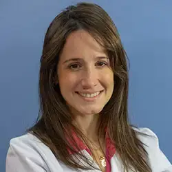 Imagen de la Dra. Alana Arcadi, especialista en Neurocirugía de la Clínica Universidad de Navarra
